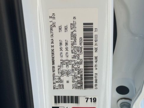 Certified 2024 Toyota Tacoma SR5 image 30