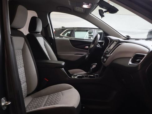 Used 2022 Chevrolet Equinox LT AWD/4WD image 9