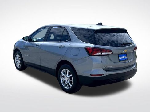 Certified 2024 Chevrolet Equinox LS w/ LS Convenience Package AWD/4WD image 8