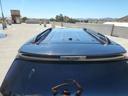 Used 2015 Toyota Sienna XLE w/ XLE Navigation Package image 10