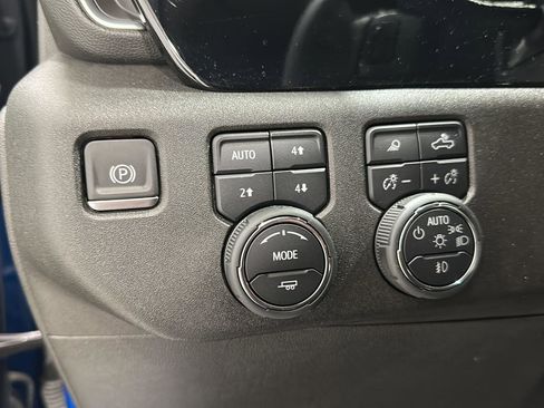 Used 2023 Chevrolet Silverado 1500 RST w/ Convenience Package II image 17