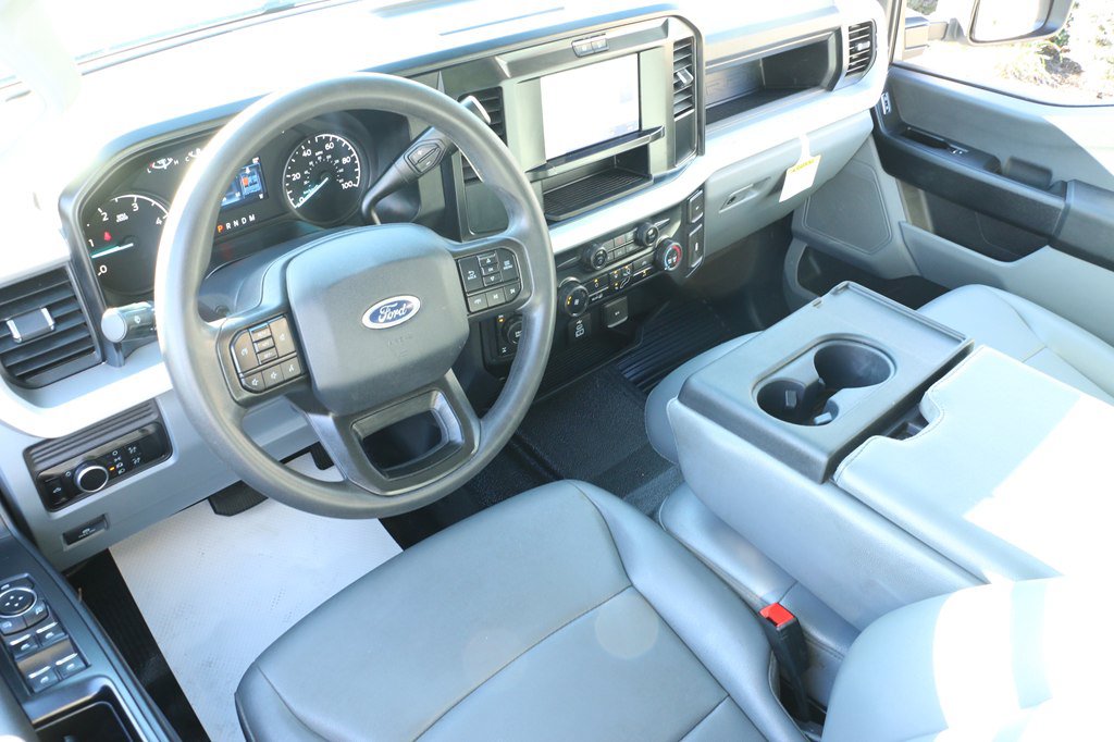 Used 2025 Ford F250 XL w/ XL Off-Road Package AWD/4WD image 9