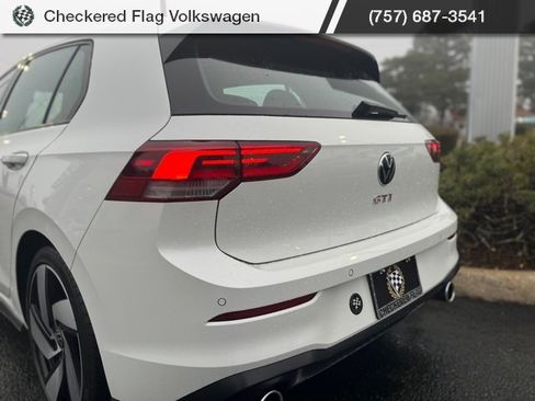 Used 2022 Volkswagen GTI S image 10