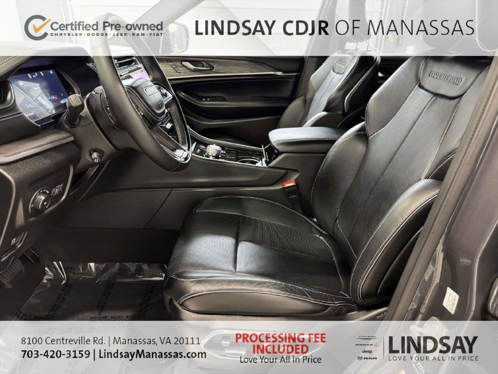 Used 2025 Jeep Grand Cherokee L Overland w/ Advanced Protech Group III AWD/4WD image 20
