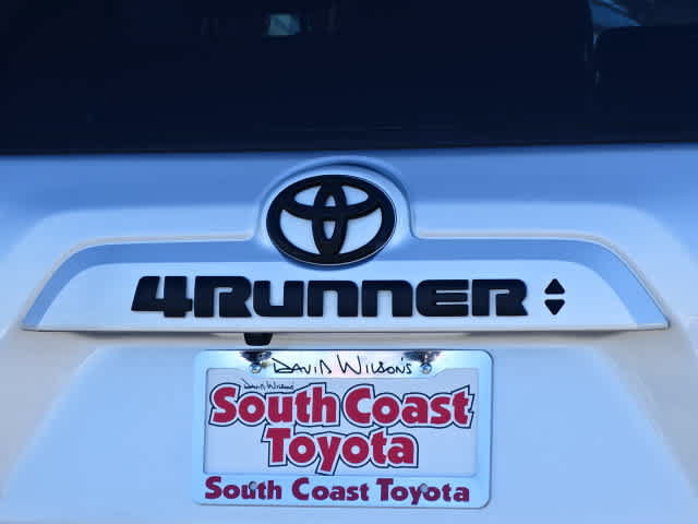 Used 2023 Toyota 4Runner SR5 Premium w/ Moonroof Package AWD/4WD image 11