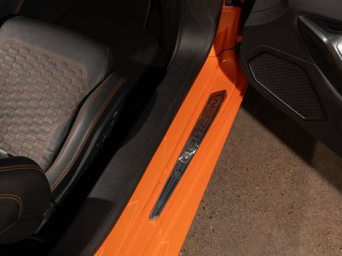 Used 2019 Lamborghini Huracan LP 580-2 image 19