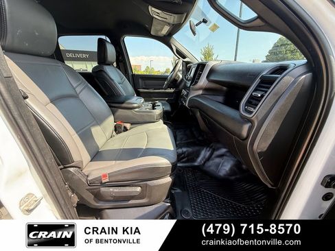 Used 2024 RAM 2500 Tradesman w/ Chrome Appearance Group AWD/4WD image 30