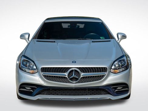 Used 2017 Mercedes-Benz SLC 300 image 32