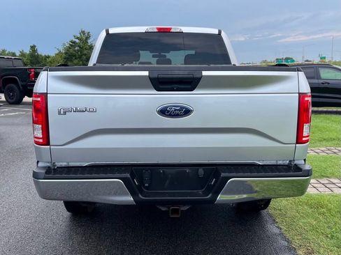 Used 2017 Ford F150 XLT w/ Trailer Tow Package AWD/4WD image 5