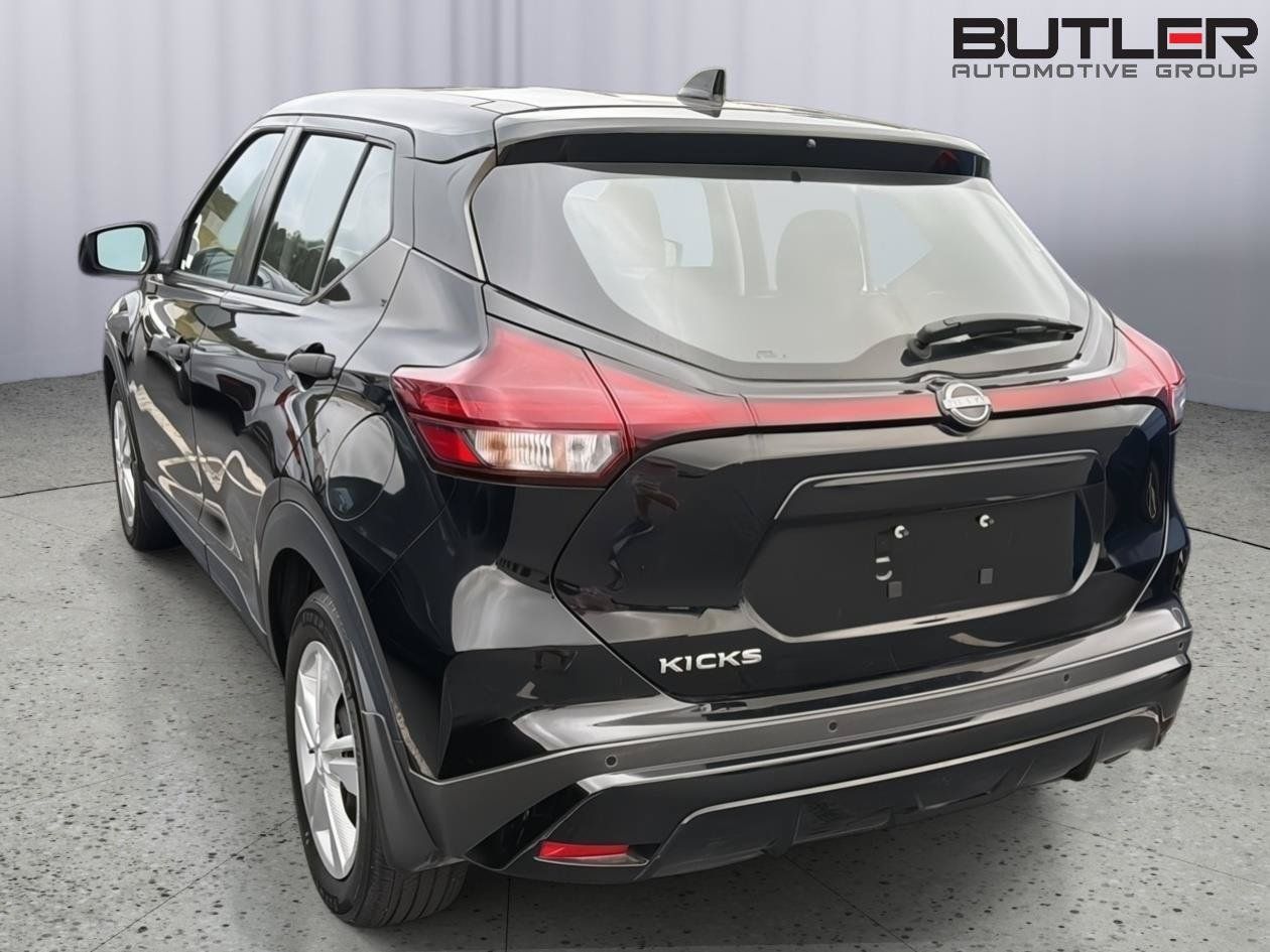 Used 2024 Nissan Kicks S FWD image 10