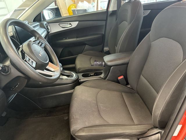 Certified 2023 Kia Forte LXS w/ LXS Technology Package FWD image 15