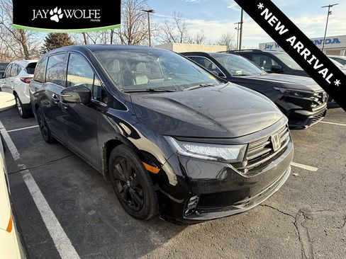 Certified 2023 Honda Odyssey Sport image 1