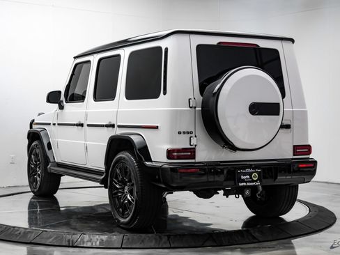 Used 2025 Mercedes-Benz G 550 image 11