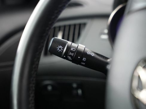 Used 2015 Hyundai Genesis 3.8 RWD image 16