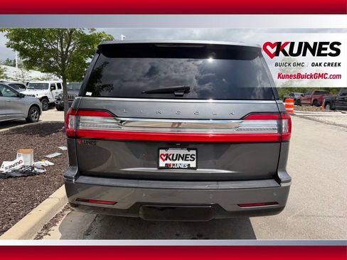 Used 2021 Lincoln Navigator L Reserve AWD/4WD image 6