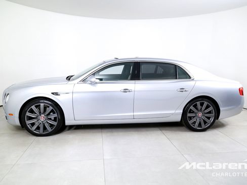 Used 2017 Bentley Flying Spur V8 image 5