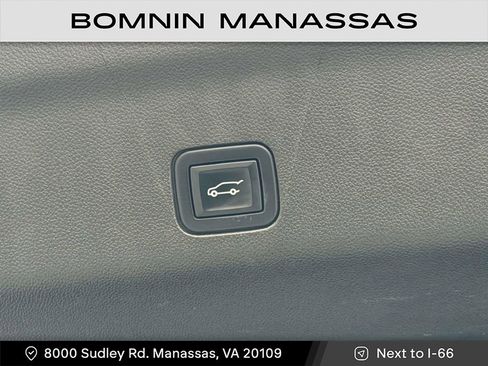 Used 2022 Chevrolet Tahoe LT image 22