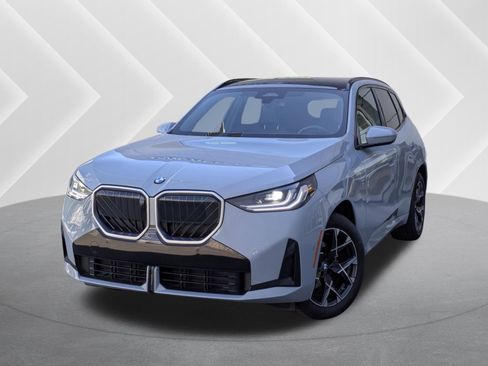 Used 2025 BMW X3 xDrive30i w/ Premium Package AWD/4WD image 1