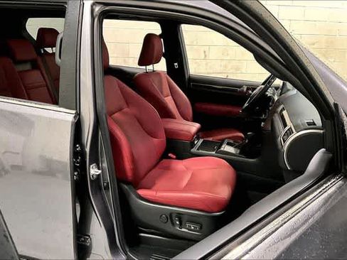 Certified 2023 Lexus GX 460 Premium w/ Premium Package AWD/4WD image 29