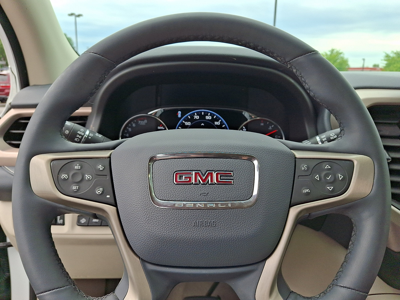 Used 2023 GMC Acadia Denali AWD/4WD image 19