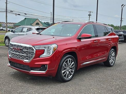 Certified 2023 GMC Terrain Denali w/ Denali Premium Package AWD/4WD image 3