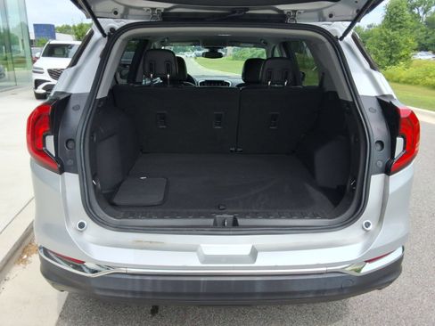 Used 2020 GMC Terrain SLT FWD image 31