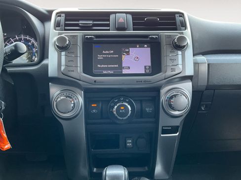 Used 2016 Toyota 4Runner SR5 AWD/4WD image 11