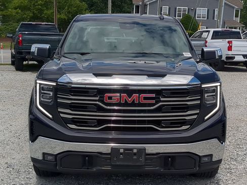 Used 2025 GMC Sierra 1500 SLT RWD image 3