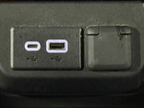 Certified 2022 GMC Sierra 1500 Denali w/ Denali Premium Package image 25