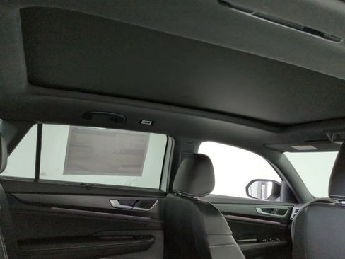 New 2026 Volkswagen Atlas Cross Sport SEL R-Line image 22