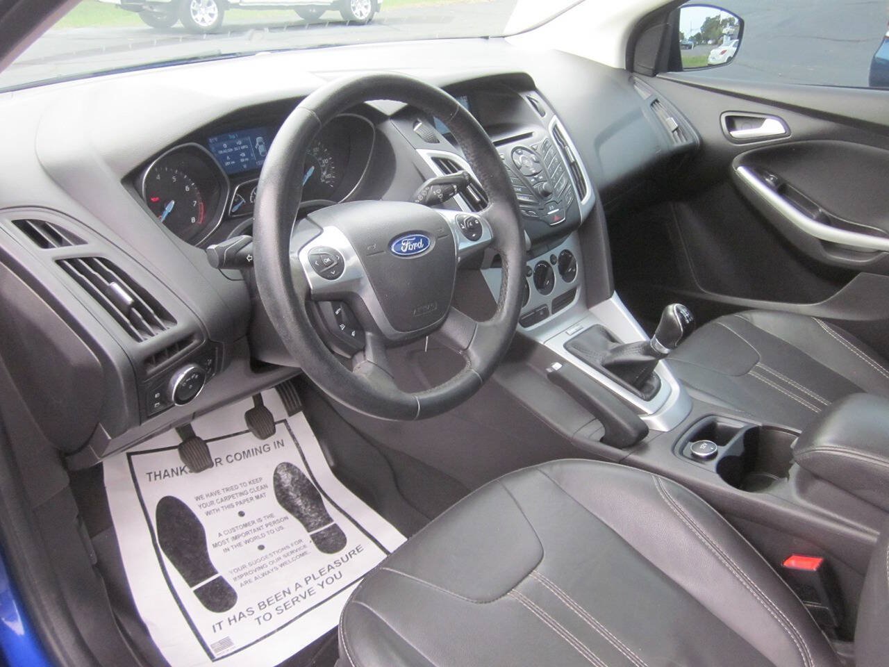 Used 2014 Ford Focus SE w/ Equipment Group 201A FWD image 32