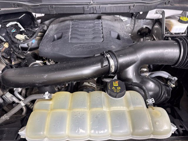 Used 2023 Ford F150 Lariat w/ Trailer Tow Package AWD/4WD image 9
