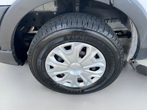 Used 2025 Ford Transit 250 Low Roof w/ Exterior Upgrade Package RWD image 29