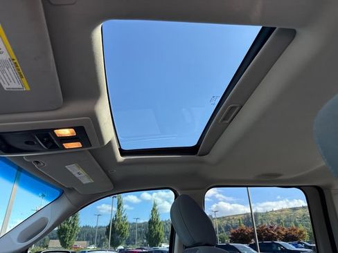 Used 2017 RAM 1500 Outdoorsman AWD/4WD image 29