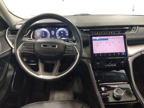 Used 2021 Jeep Grand Cherokee L Limited AWD/4WD image 22