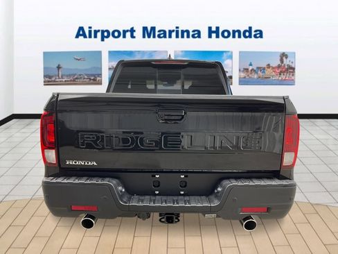 New 2026 Honda Ridgeline Black Edition image 4