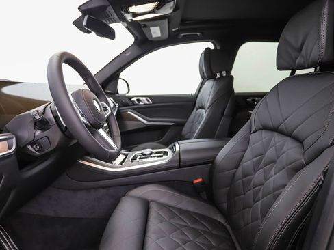 New 2026 BMW X5 xDrive40i w/ M Sport Package image 11