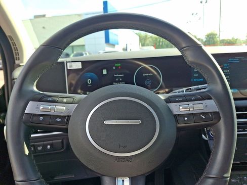 Used 2025 Hyundai Tucson SEL image 22