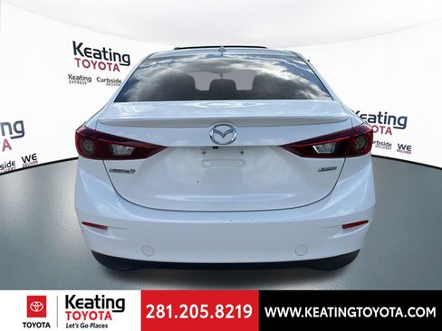 Used 2018 MAZDA MAZDA3 Touring image 6