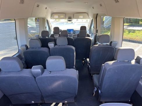 Used 2022 Ford Transit 350 XLT image 27