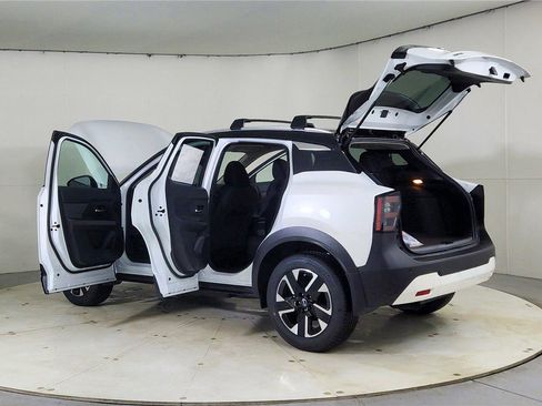 New 2026 Nissan Kicks SV w/ Cold Weather Package image 11