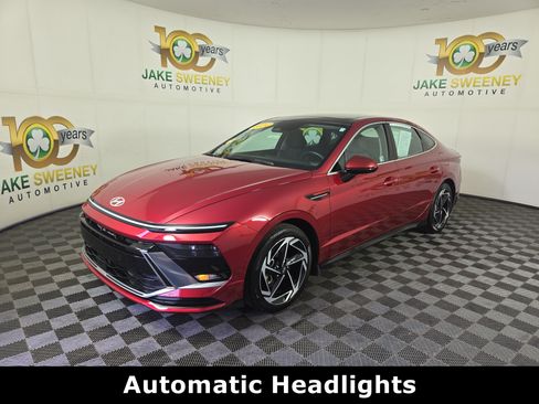 Used 2024 Hyundai Sonata SEL w/ Convenience Package FWD image 4