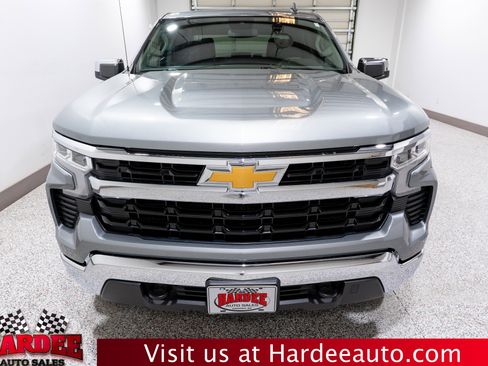 Used 2024 Chevrolet Silverado 1500 LT w/ Z71 Off-Road Package image 7