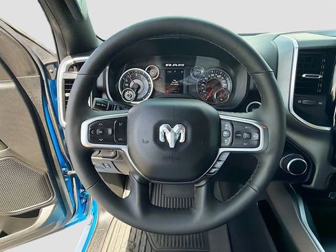 Used 2025 RAM 1500 Big Horn AWD/4WD image 12