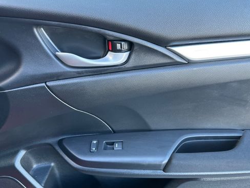 Used 2019 Honda Civic LX image 17