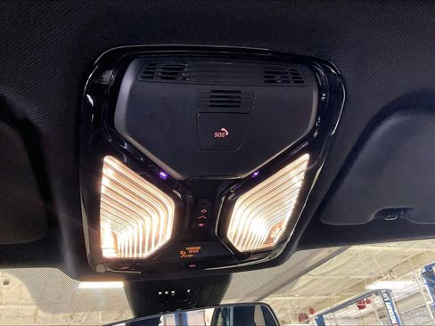 Used 2022 BMW X5 sDrive40i w/ Premium Package image 35