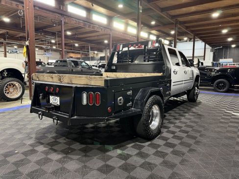 Used 2013 GMC Sierra 3500 Denali image 5