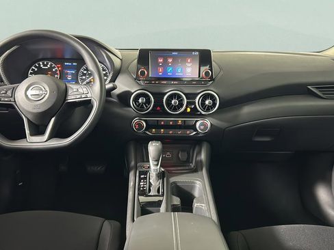 Used 2025 Nissan Sentra S image 24