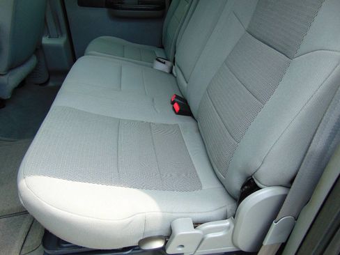 Used 2005 Ford F350 XLT AWD/4WD image 11