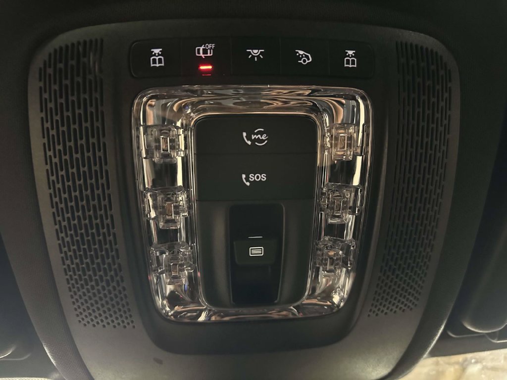 Used 2025 Mercedes-Benz GLE 350 4MATIC image 38